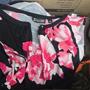 New York & Company Black and Pink Floral‎ Blouse